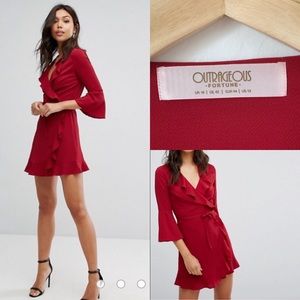 Beautiful Flirty Deep Red Dress 💃🏽